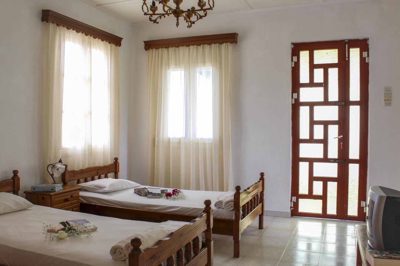 Pelagion II Sea Coral - Beachfront Holiday Home Kypseli المظهر الخارجي الصورة