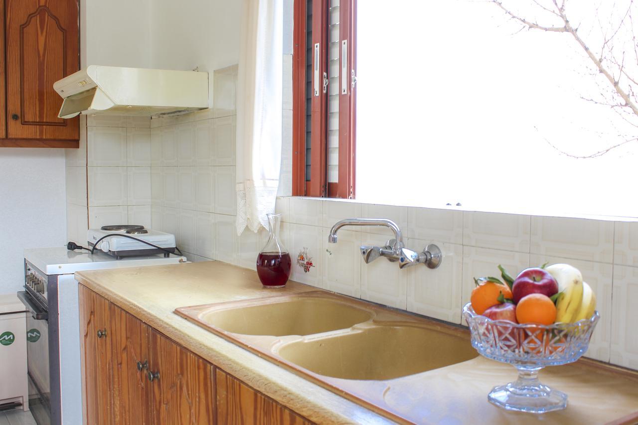 Pelagion II Sea Coral - Beachfront Holiday Home Kypseli المظهر الخارجي الصورة